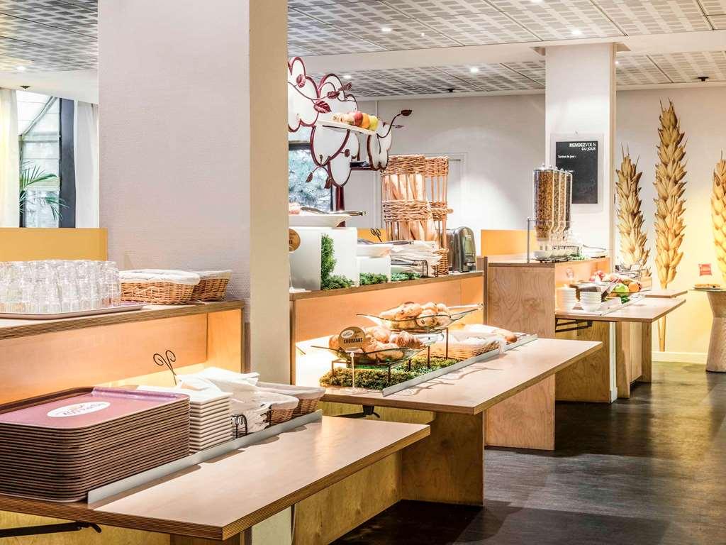 فندق Ibis Paris كْرُتييّ المطعم الصورة