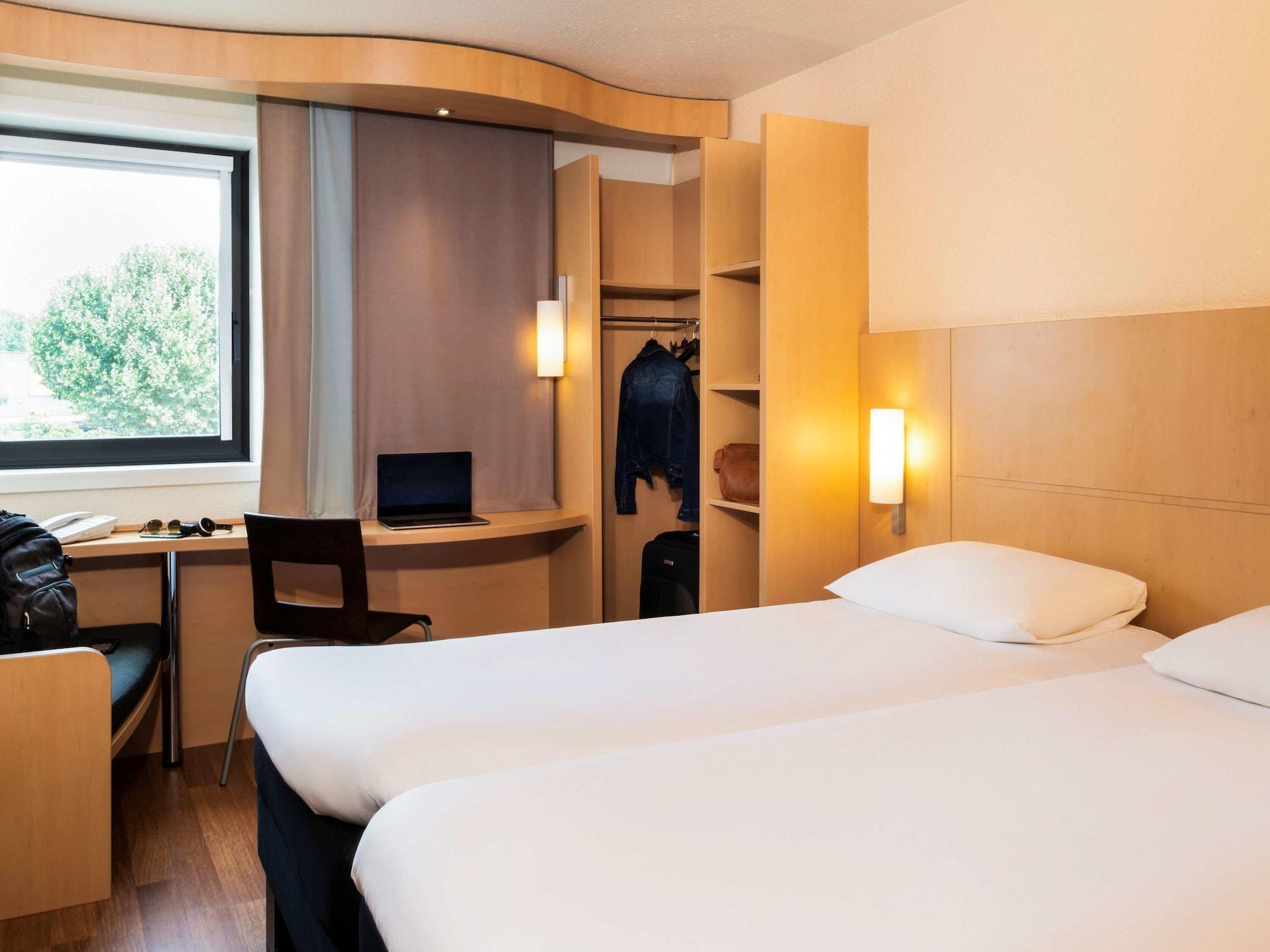 فندق Ibis Paris كْرُتييّ المظهر الخارجي الصورة