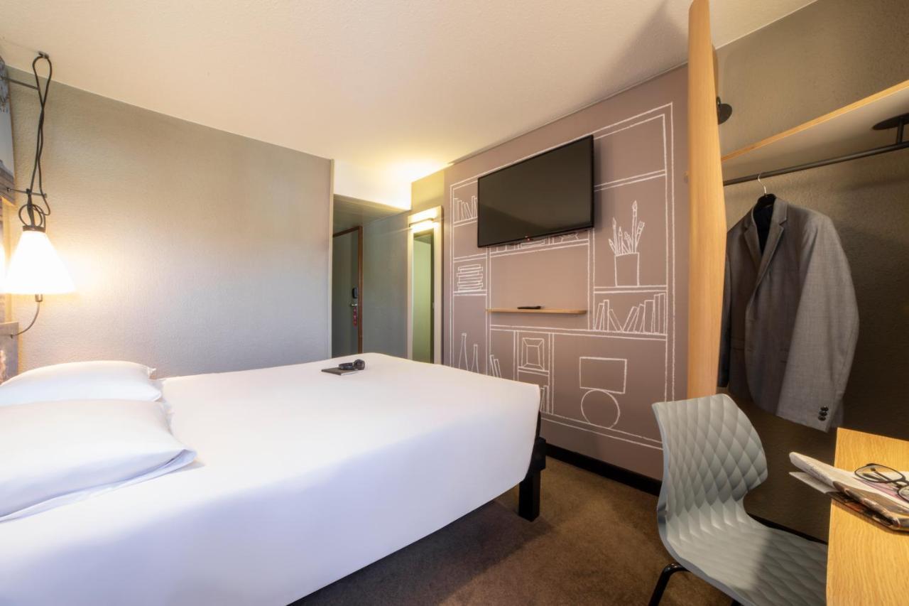 فندق Ibis Paris كْرُتييّ المظهر الخارجي الصورة