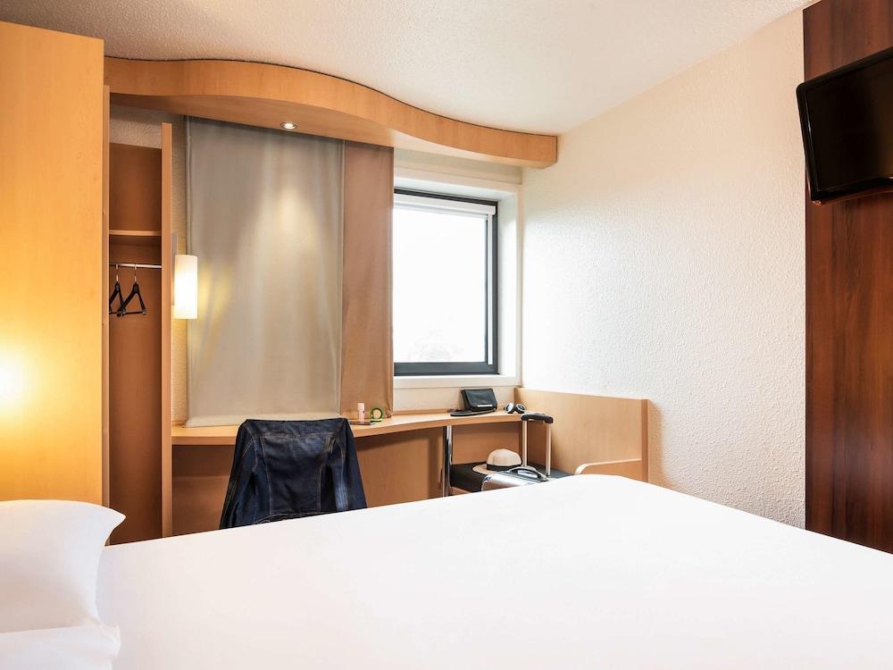 فندق Ibis Paris كْرُتييّ المظهر الخارجي الصورة