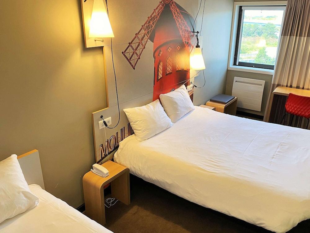 فندق Ibis Paris كْرُتييّ المظهر الخارجي الصورة