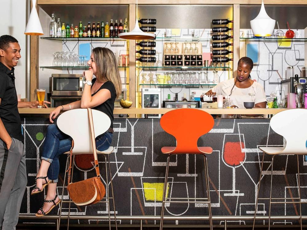 فندق Ibis Paris كْرُتييّ المظهر الخارجي الصورة
