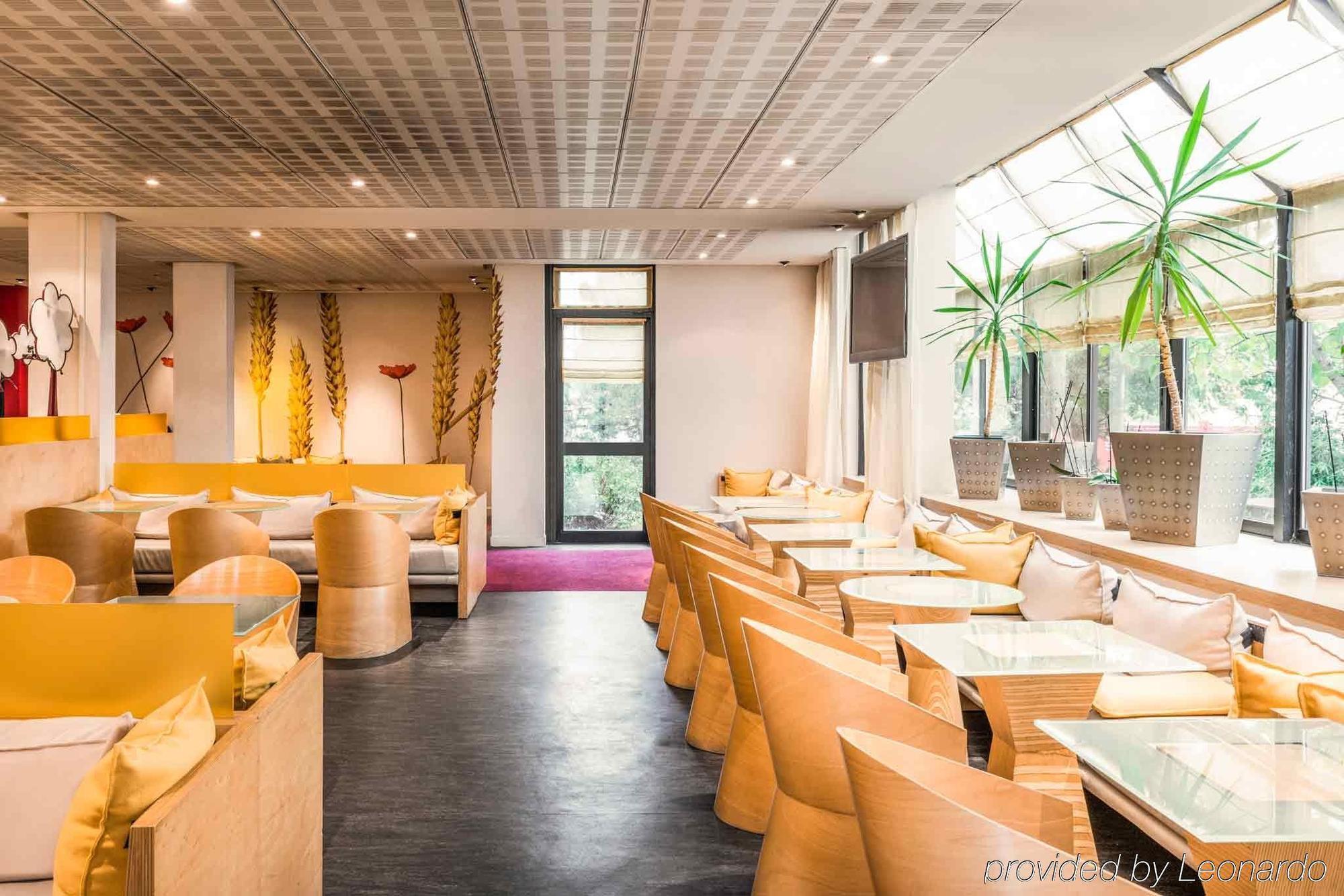 فندق Ibis Paris كْرُتييّ المظهر الخارجي الصورة