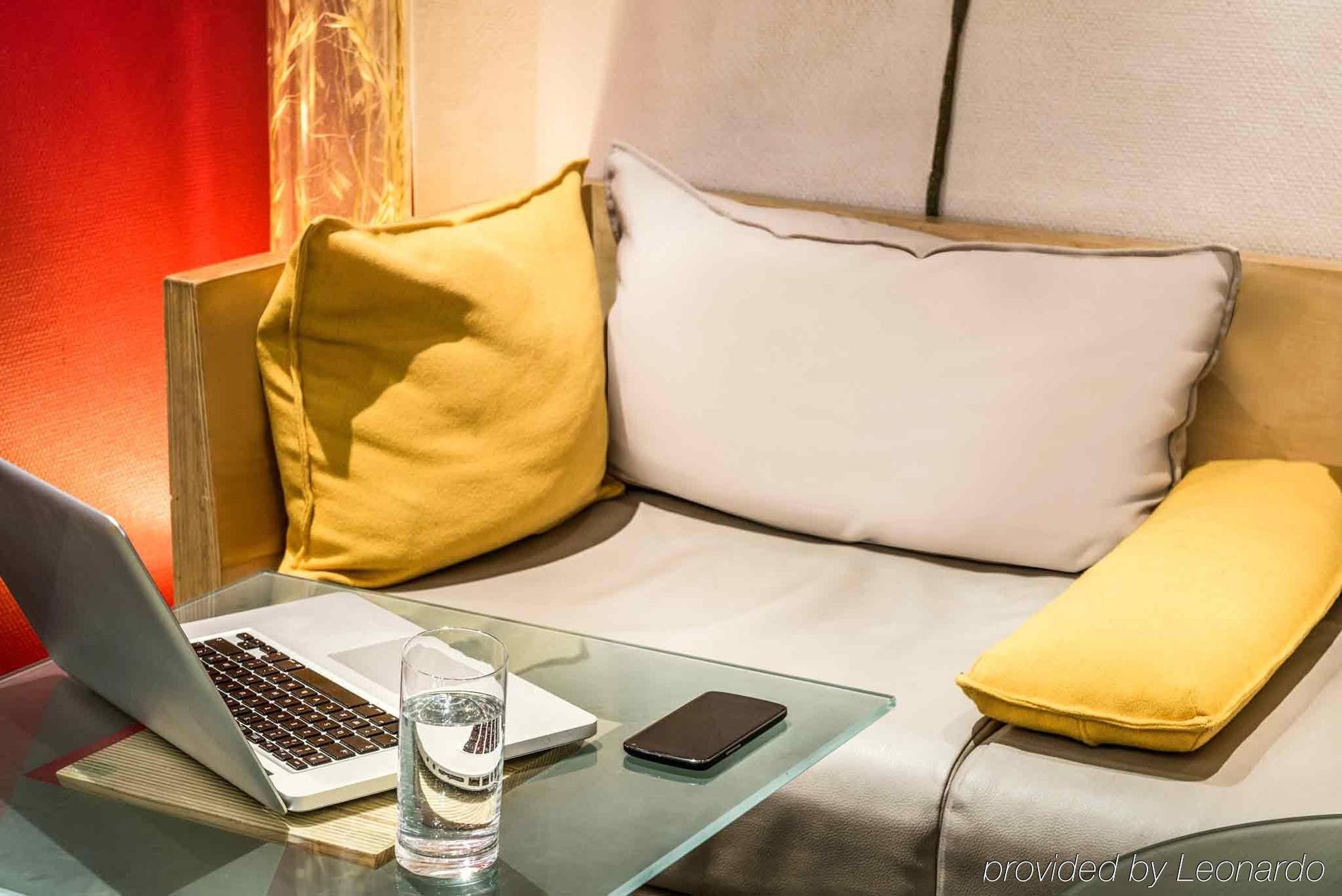 فندق Ibis Paris كْرُتييّ المظهر الخارجي الصورة