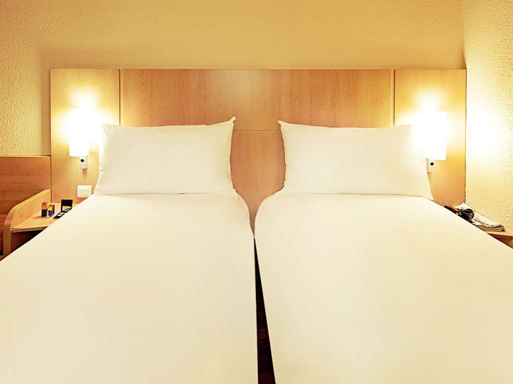 فندق Ibis Paris كْرُتييّ الغرفة الصورة