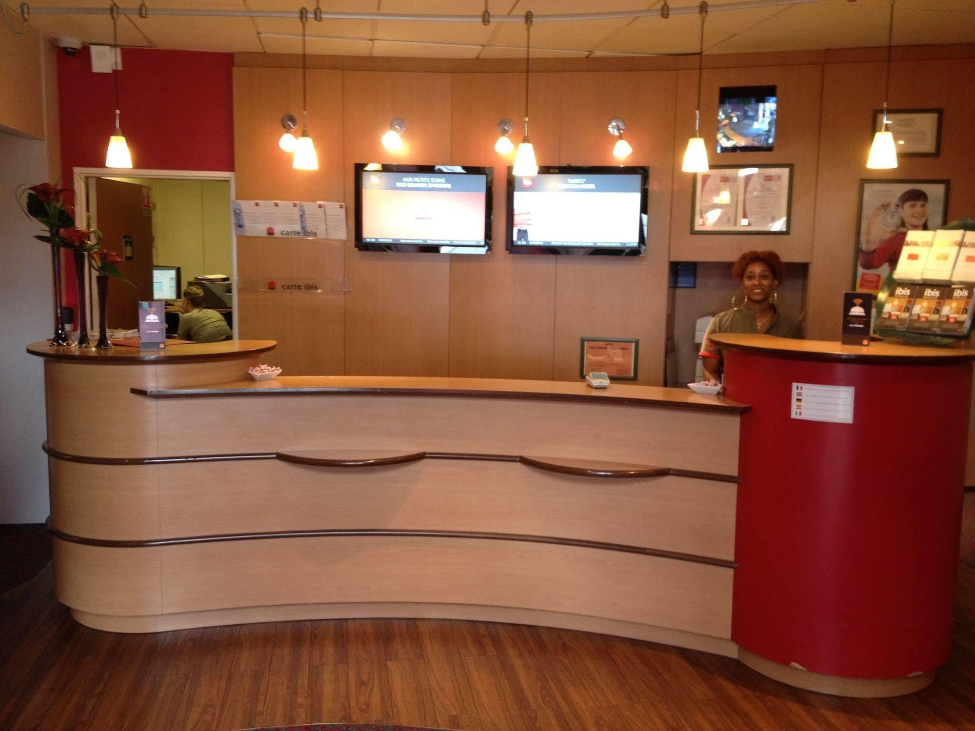 فندق Ibis Paris كْرُتييّ المظهر الخارجي الصورة