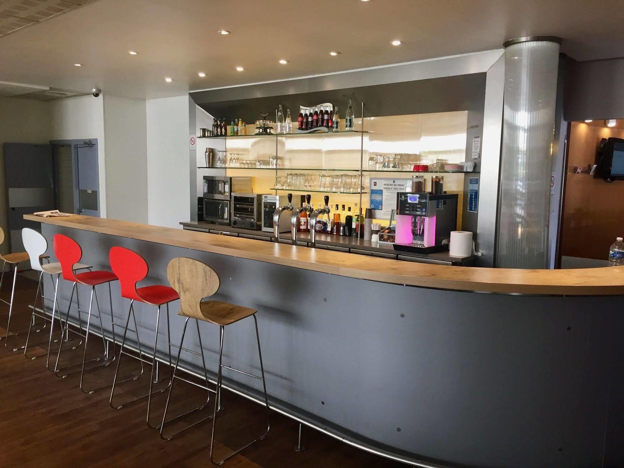 فندق Ibis Paris كْرُتييّ المظهر الخارجي الصورة
