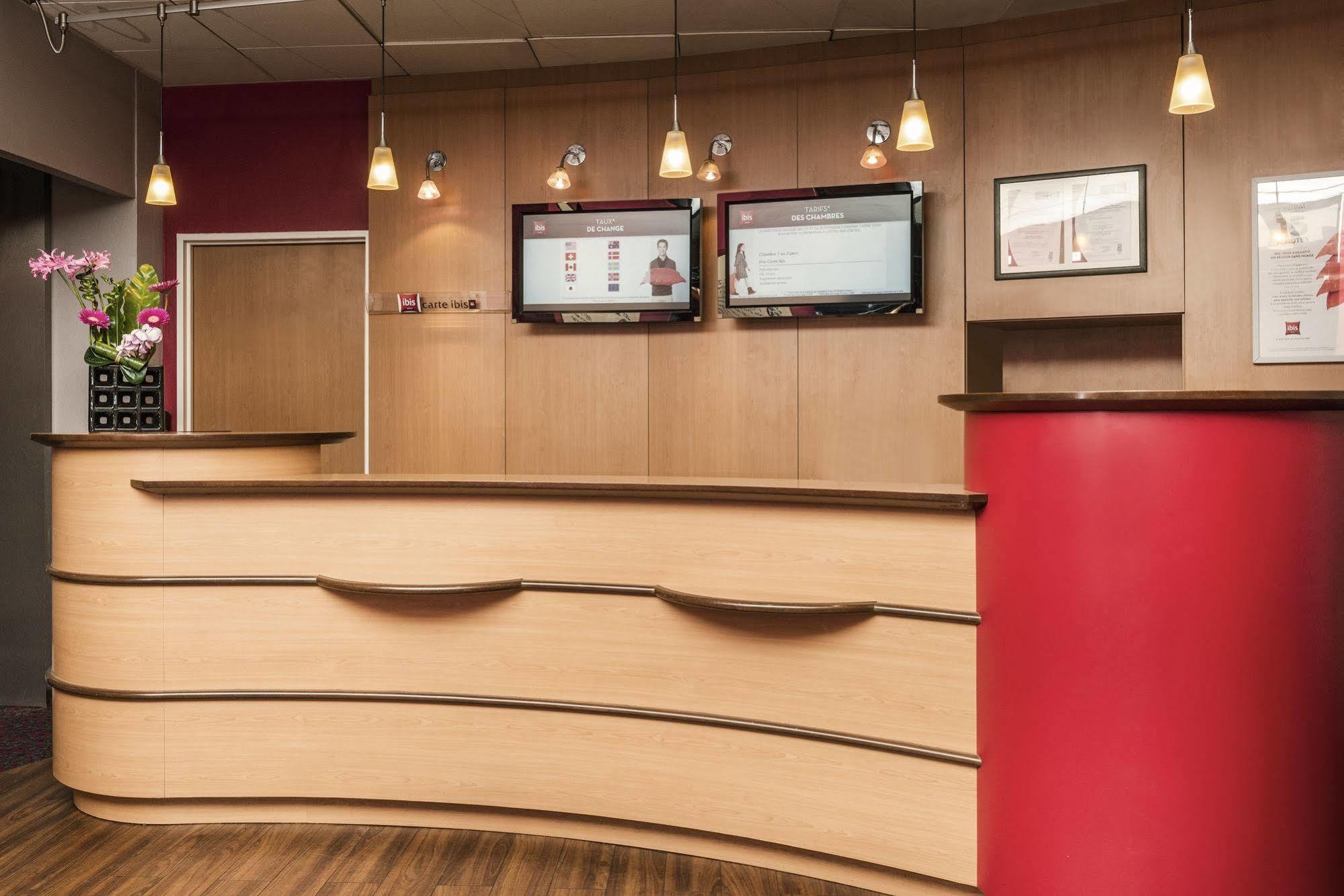 فندق Ibis Paris كْرُتييّ المظهر الخارجي الصورة